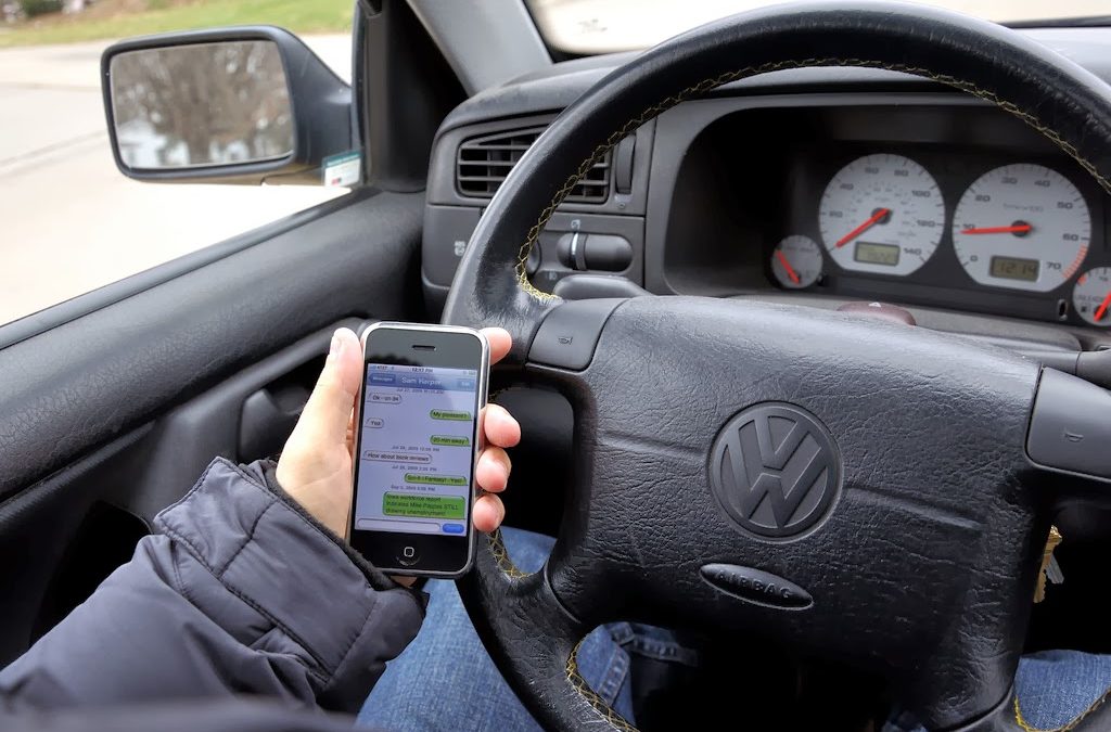 Fine For Using Handheld Phone While Driving Could Double